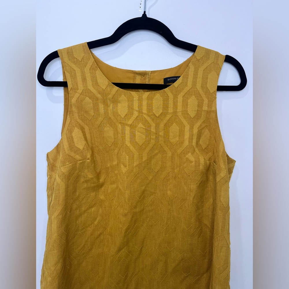 Banana Republic • Womens Mustard Yellow Textured Sleeveless Boho Top Small NWOT - Picture 8 of 10